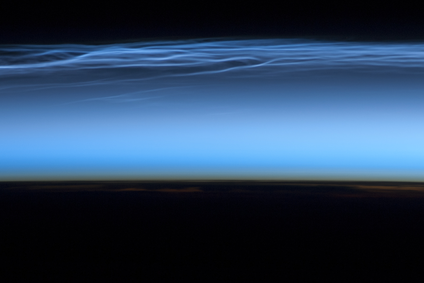 Nubes de altura: madreperla y noctilucentes